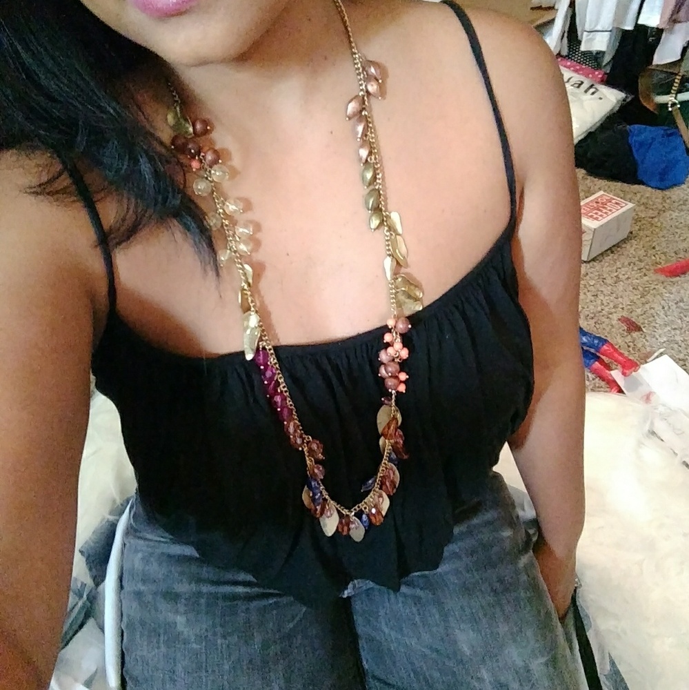 Neclace - Picture 2 of 5